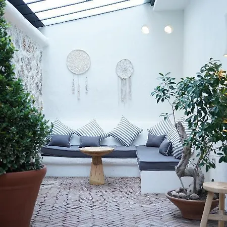מלון Yacht Boheme Hotel-boutique Class - Adults Only