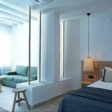 Yacht Boheme Hotel-boutique Class - Adults Only מלון